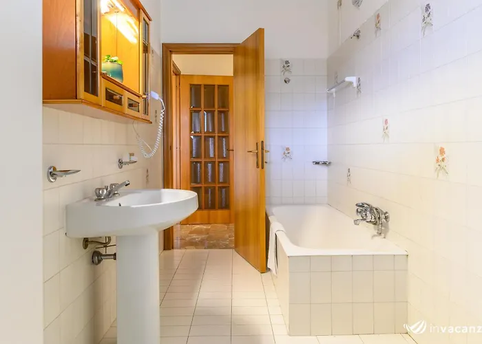 Trilocale Abruzzo - Invacanza * Alba Adriatica