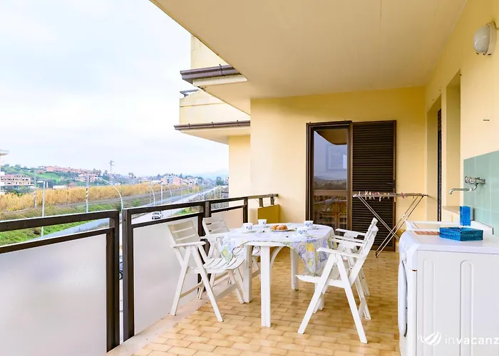 Trilocale Abruzzo - Invacanza * Alba Adriatica